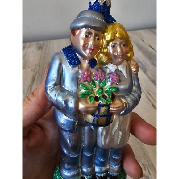 Patricia breen just married couple ornament wedding flowers Xmas tree glitter - Picture 2 of 8